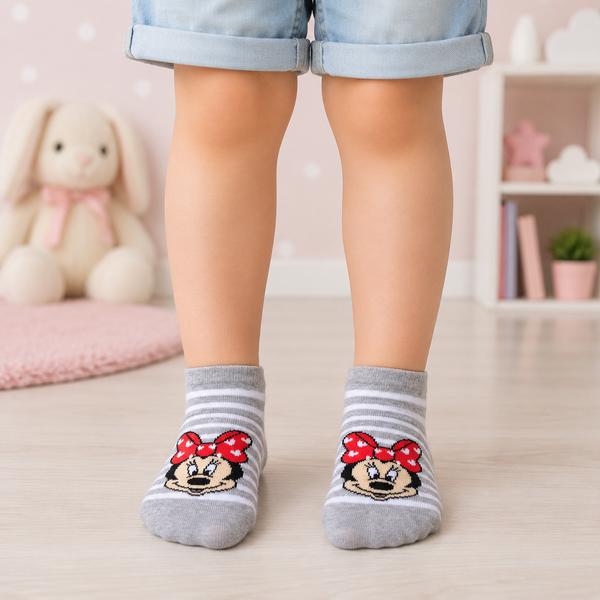 Grey striped Minnie Mouse ankle socks with red bow for kids aged 3–5 years