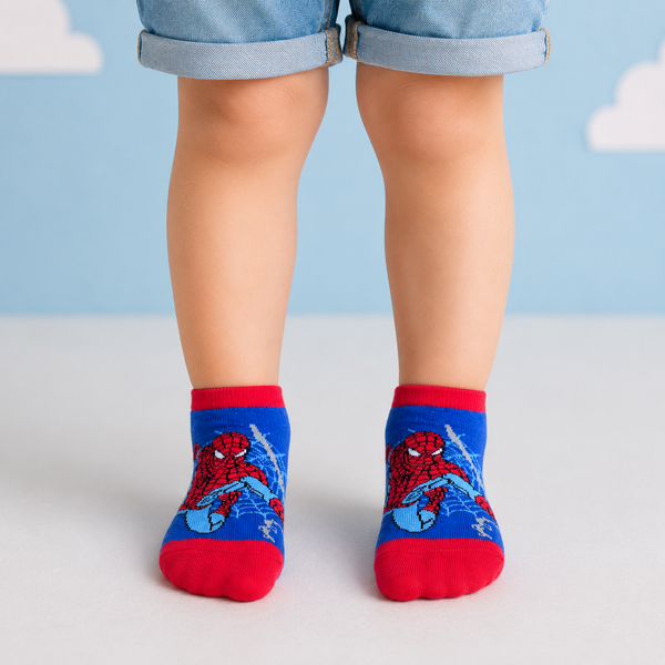 Red and blue Spider-Man ankle socks for kids aged 3–5 years
