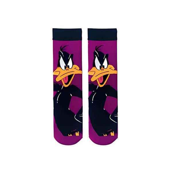 Daffy Duck Looney Tunes Socks. Featuring the iconic cartoon duck in his signature pose on a vivid purple backdrop, these socks bring animated attitude to your everyday look.