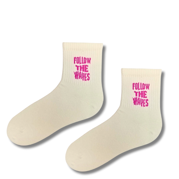 Follow The Waves Cream Crew Socks