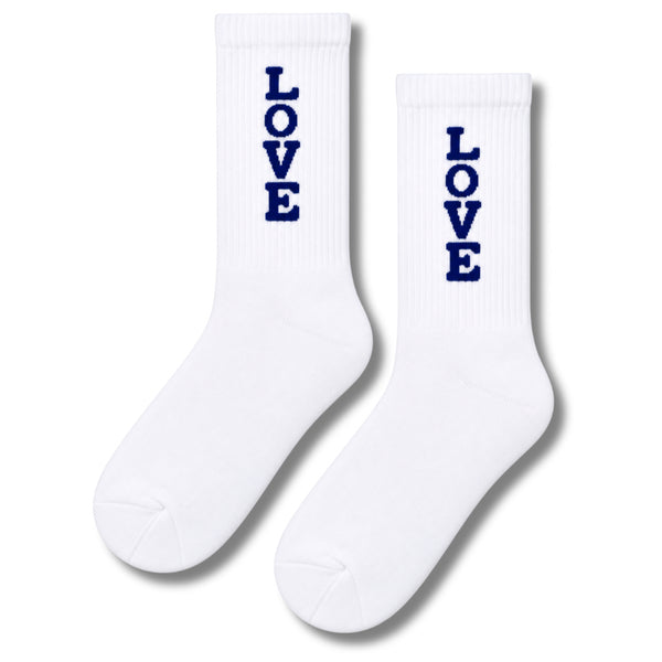 جوارب LOVE البيضاء